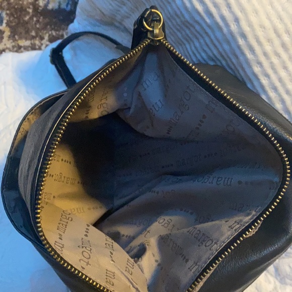 Margot New York leather crossbody - Picture 8 of 11